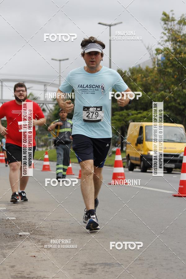 Buy your photos of the eventSantander Track & Field Run Series - Shopping Tambor on Fotop