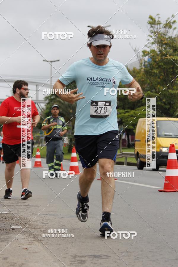 Buy your photos of the eventSantander Track & Field Run Series - Shopping Tambor on Fotop