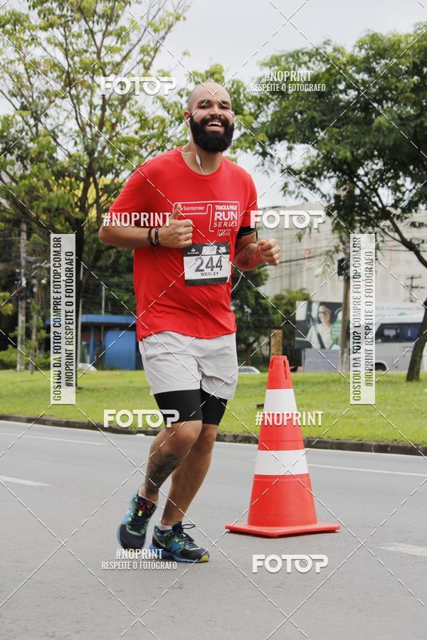 Buy your photos of the eventSantander Track & Field Run Series - Shopping Tambor on Fotop