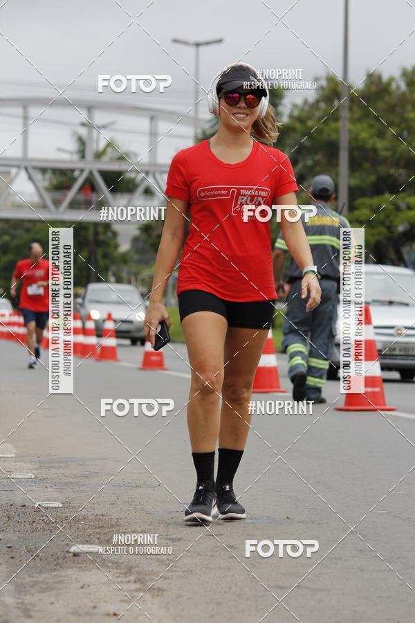 Buy your photos of the eventSantander Track & Field Run Series - Shopping Tambor on Fotop