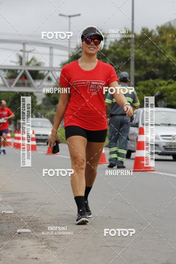 Buy your photos of the eventSantander Track & Field Run Series - Shopping Tambor on Fotop