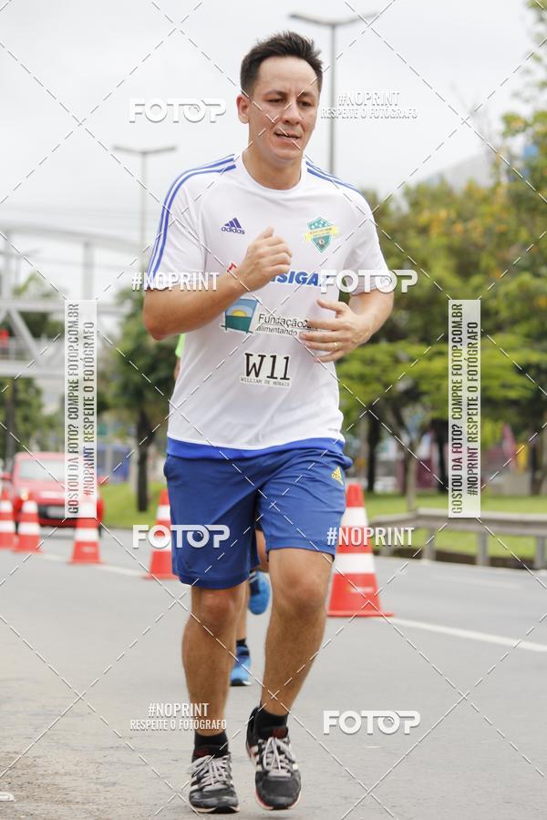 Buy your photos of the eventSantander Track & Field Run Series - Shopping Tambor on Fotop