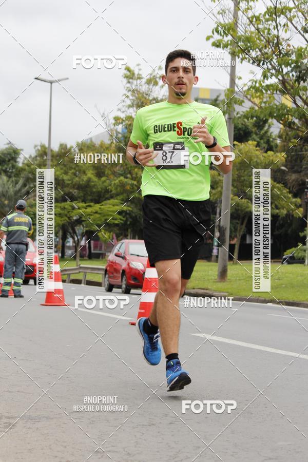 Buy your photos of the eventSantander Track & Field Run Series - Shopping Tambor on Fotop