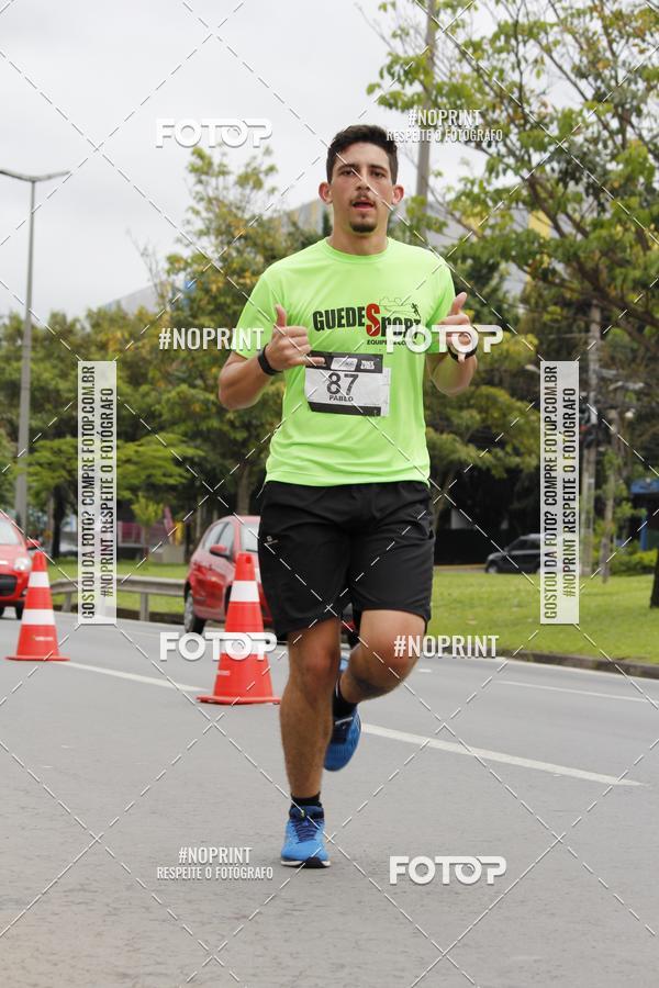 Buy your photos of the eventSantander Track & Field Run Series - Shopping Tambor on Fotop