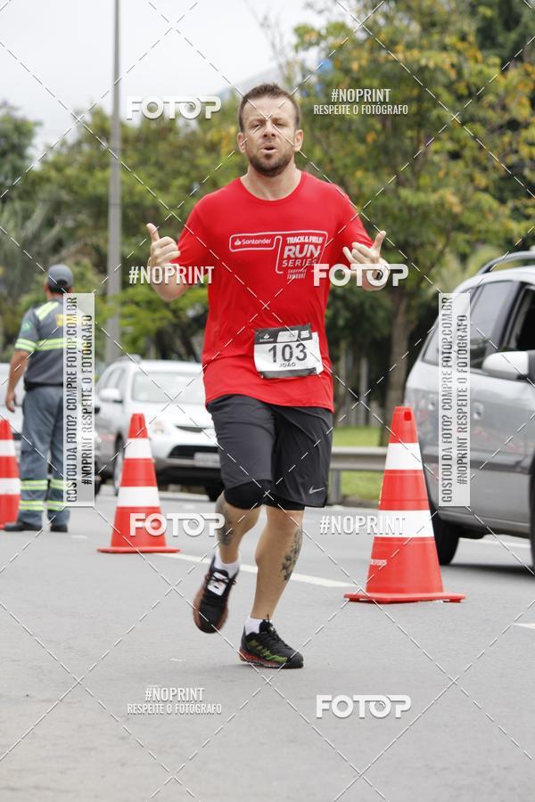 Buy your photos of the eventSantander Track & Field Run Series - Shopping Tambor on Fotop