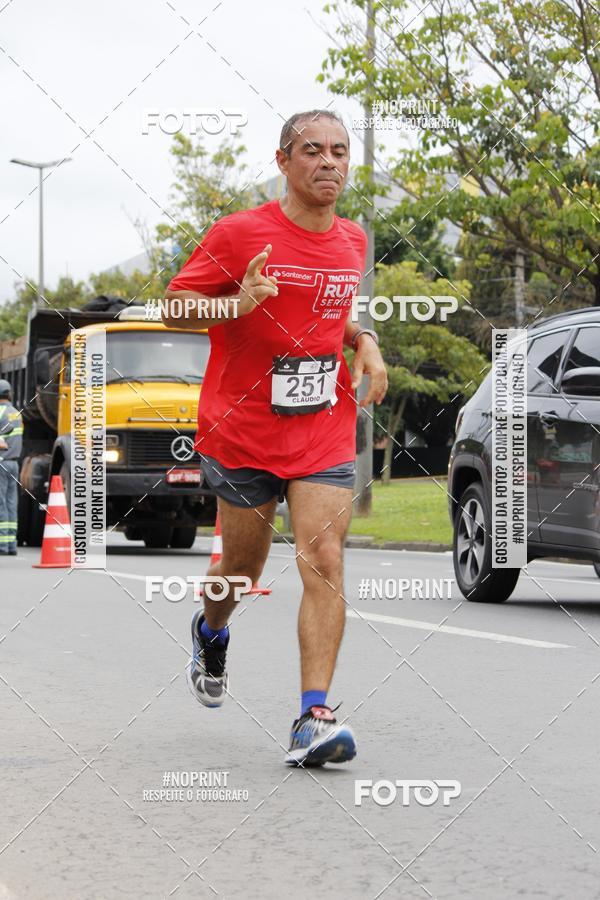Buy your photos of the eventSantander Track & Field Run Series - Shopping Tambor on Fotop