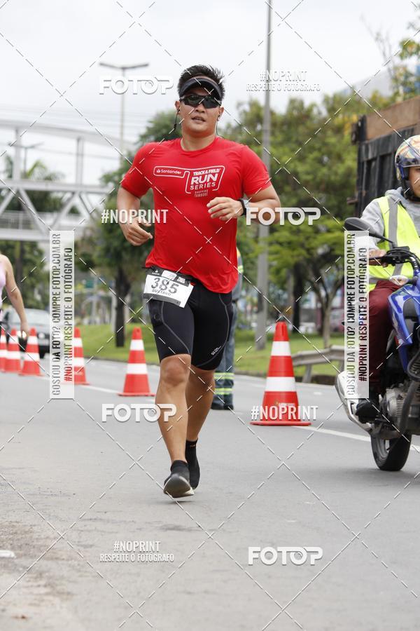 Buy your photos of the eventSantander Track & Field Run Series - Shopping Tambor on Fotop