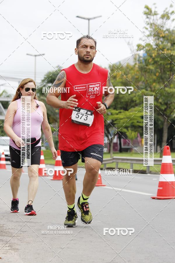 Buy your photos of the eventSantander Track & Field Run Series - Shopping Tambor on Fotop