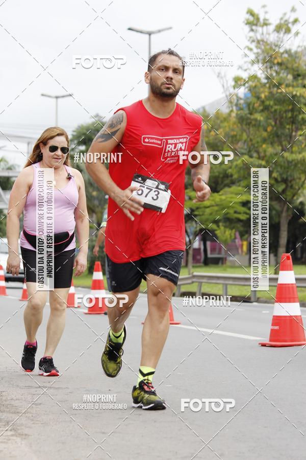 Buy your photos of the eventSantander Track & Field Run Series - Shopping Tambor on Fotop