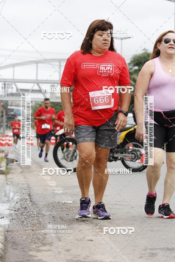Buy your photos of the eventSantander Track & Field Run Series - Shopping Tambor on Fotop