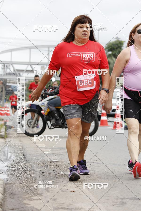 Buy your photos of the eventSantander Track & Field Run Series - Shopping Tambor on Fotop