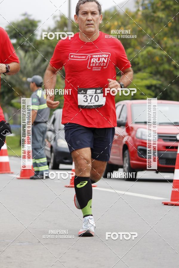 Buy your photos of the eventSantander Track & Field Run Series - Shopping Tambor on Fotop