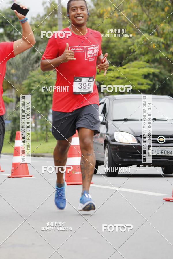 Buy your photos of the eventSantander Track & Field Run Series - Shopping Tambor on Fotop
