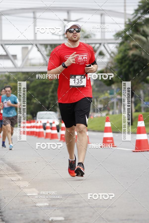 Buy your photos of the eventSantander Track & Field Run Series - Shopping Tambor on Fotop