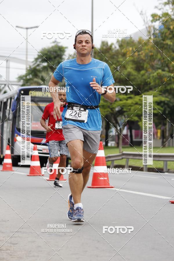 Buy your photos of the eventSantander Track & Field Run Series - Shopping Tambor on Fotop