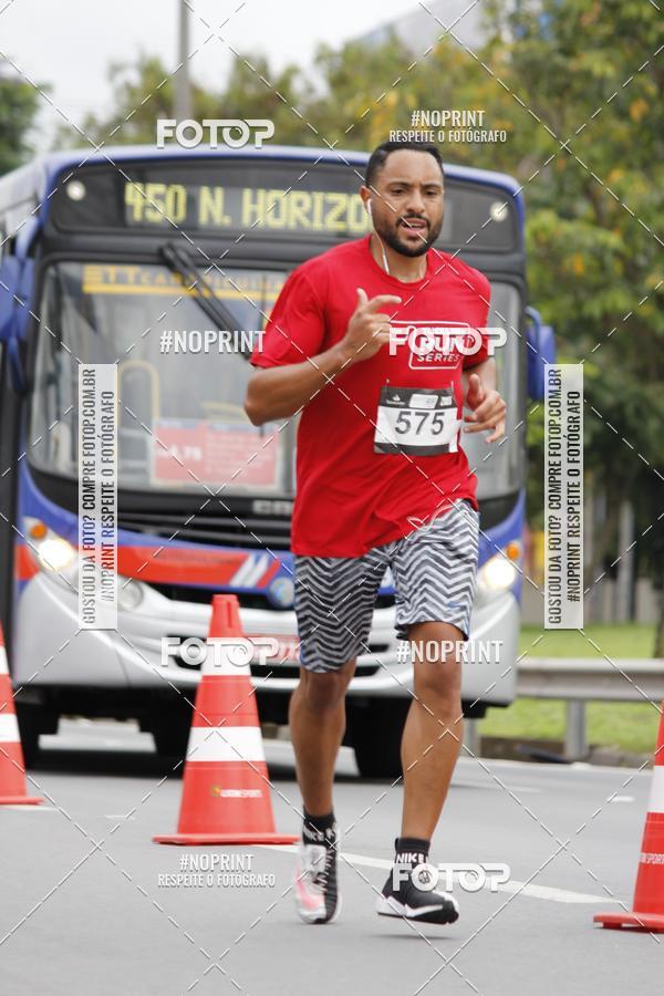Buy your photos of the eventSantander Track & Field Run Series - Shopping Tambor on Fotop