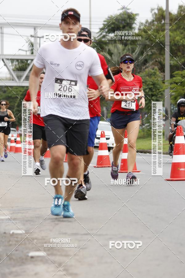 Buy your photos of the eventSantander Track & Field Run Series - Shopping Tambor on Fotop