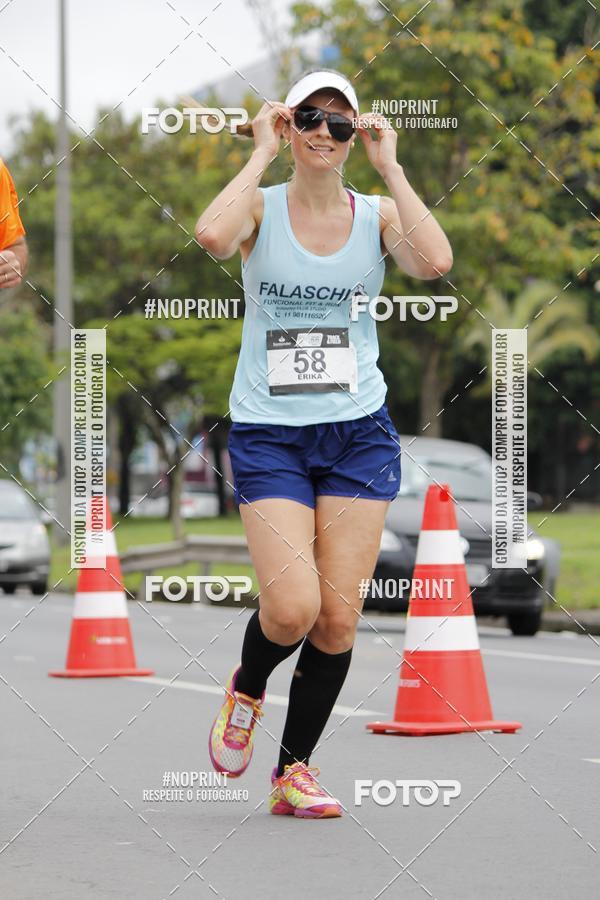 Buy your photos of the eventSantander Track & Field Run Series - Shopping Tambor on Fotop