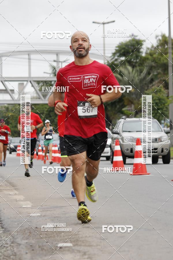 Buy your photos of the eventSantander Track & Field Run Series - Shopping Tambor on Fotop
