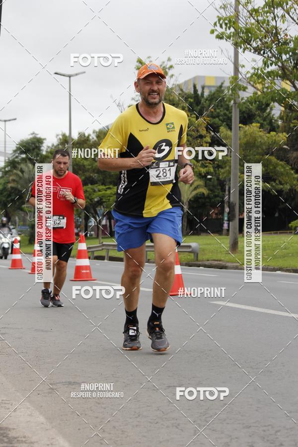 Buy your photos of the eventSantander Track & Field Run Series - Shopping Tambor on Fotop