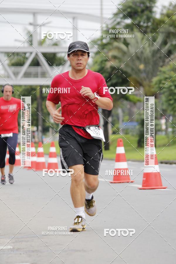 Buy your photos of the eventSantander Track & Field Run Series - Shopping Tambor on Fotop