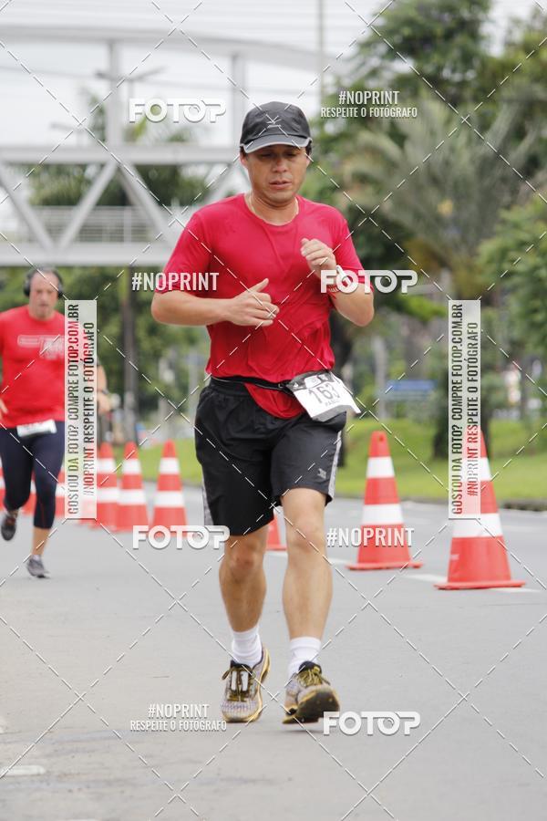 Buy your photos of the eventSantander Track & Field Run Series - Shopping Tambor on Fotop