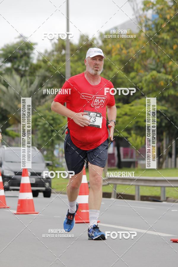 Buy your photos of the eventSantander Track & Field Run Series - Shopping Tambor on Fotop
