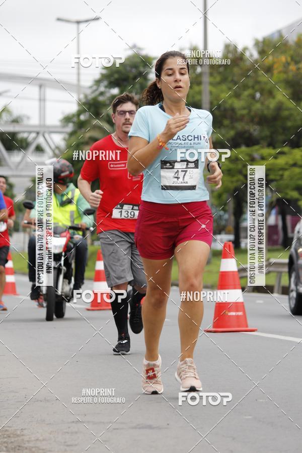 Buy your photos of the eventSantander Track & Field Run Series - Shopping Tambor on Fotop