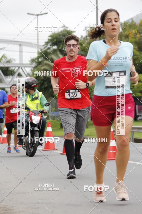 Buy your photos of the eventSantander Track & Field Run Series - Shopping Tambor on Fotop