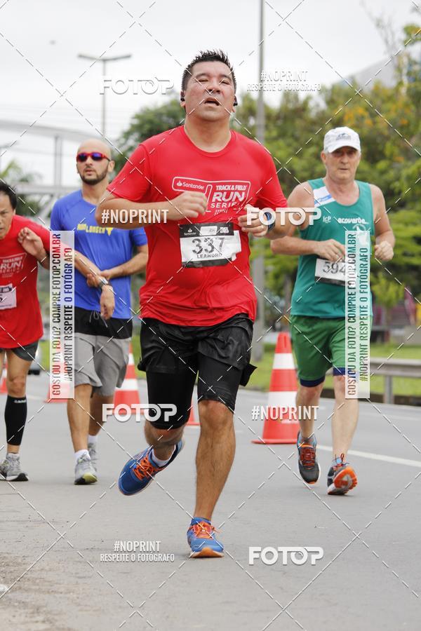 Buy your photos of the eventSantander Track & Field Run Series - Shopping Tambor on Fotop