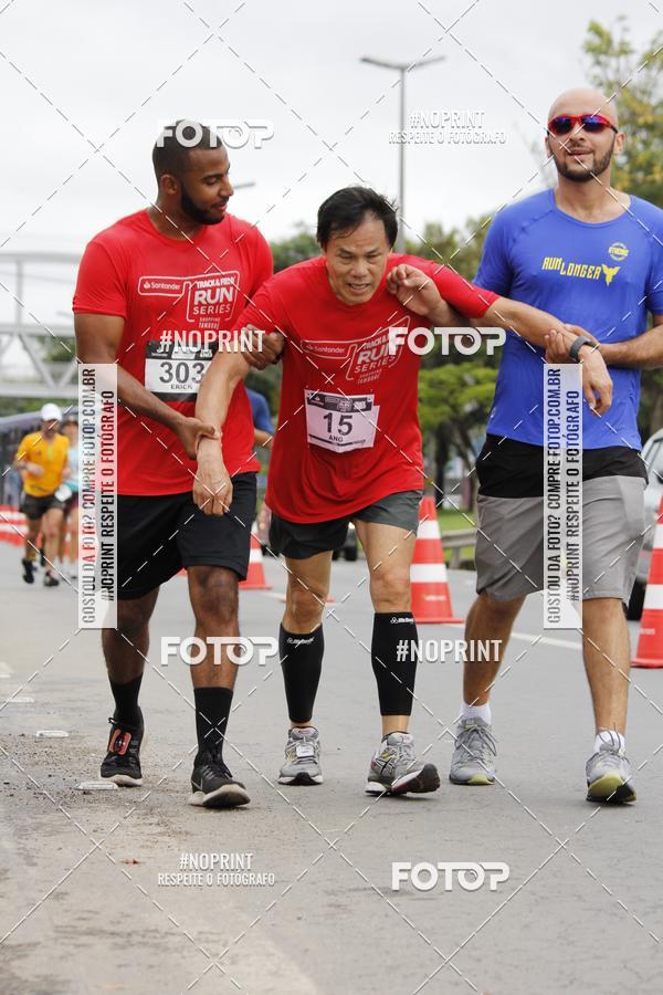 Buy your photos of the eventSantander Track & Field Run Series - Shopping Tambor on Fotop