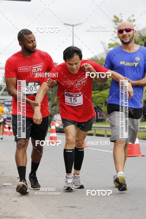 Buy your photos of the eventSantander Track & Field Run Series - Shopping Tambor on Fotop