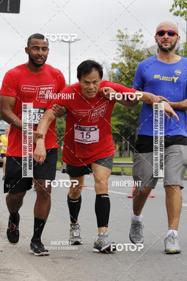 Buy your photos of the eventSantander Track & Field Run Series - Shopping Tambor on Fotop