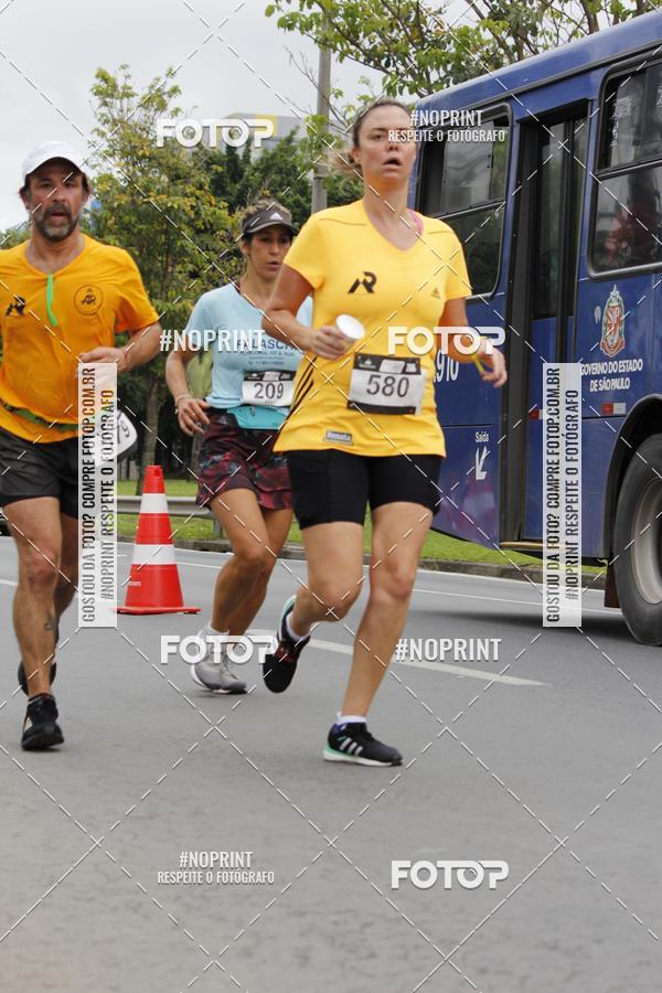 Buy your photos of the eventSantander Track & Field Run Series - Shopping Tambor on Fotop