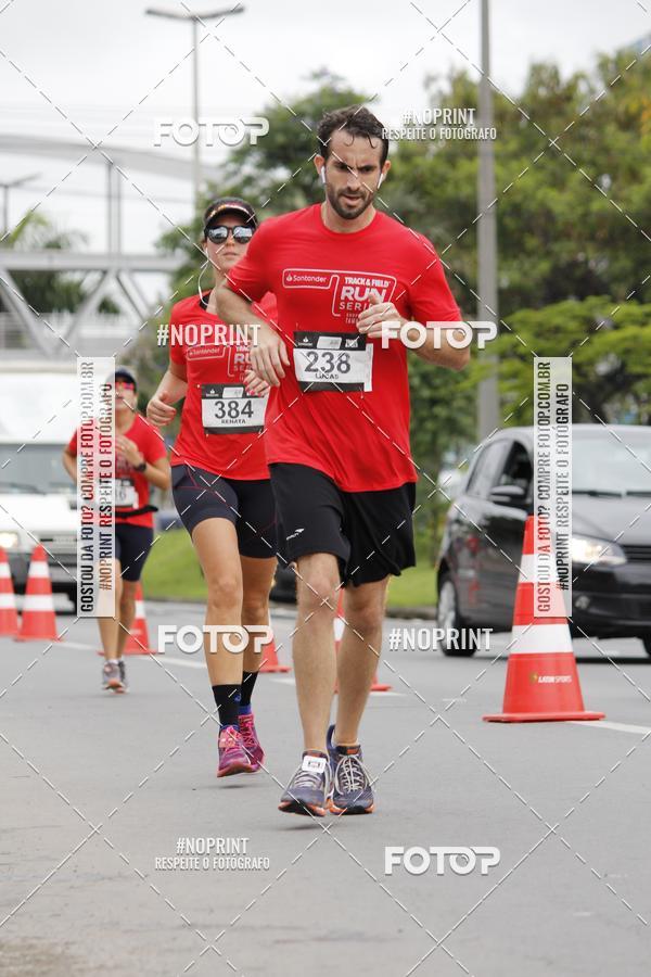 Buy your photos of the eventSantander Track & Field Run Series - Shopping Tambor on Fotop