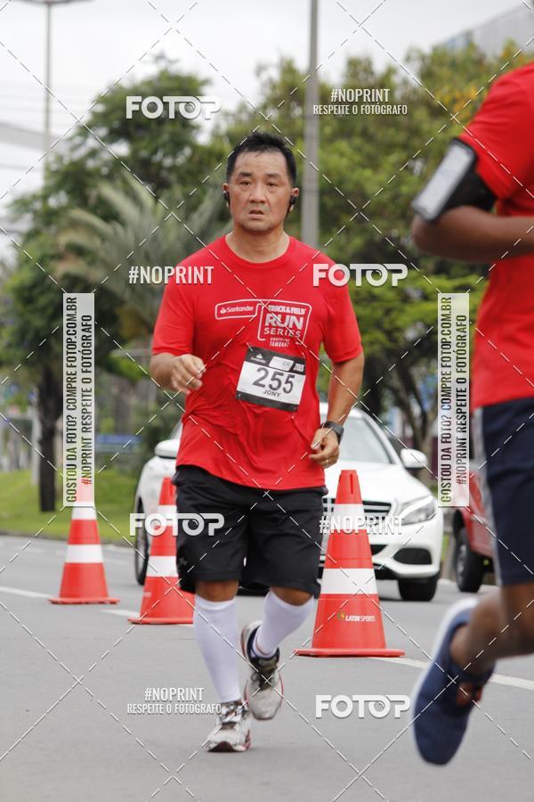 Buy your photos of the eventSantander Track & Field Run Series - Shopping Tambor on Fotop