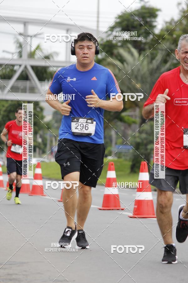 Buy your photos of the eventSantander Track & Field Run Series - Shopping Tambor on Fotop