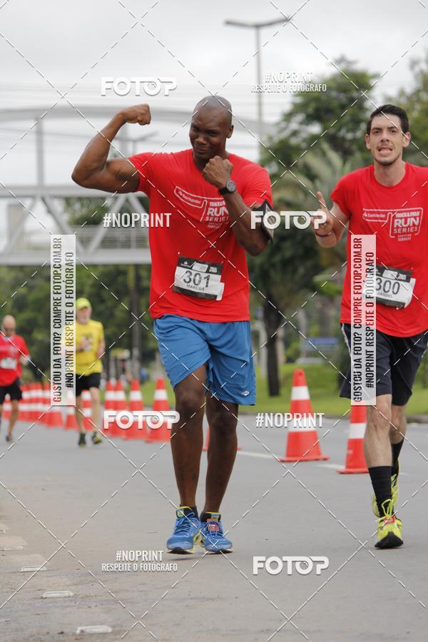 Buy your photos of the eventSantander Track & Field Run Series - Shopping Tambor on Fotop