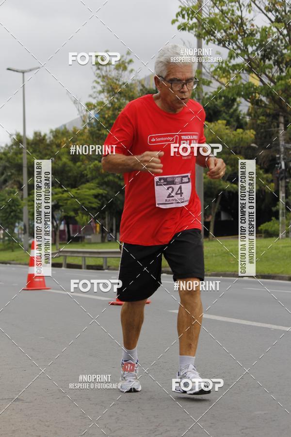 Buy your photos of the eventSantander Track & Field Run Series - Shopping Tambor on Fotop