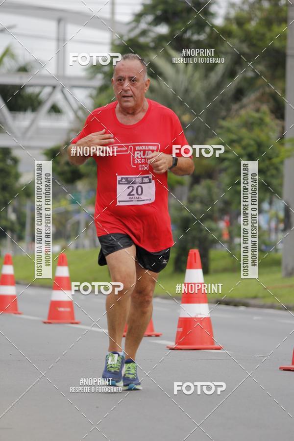 Buy your photos of the eventSantander Track & Field Run Series - Shopping Tambor on Fotop