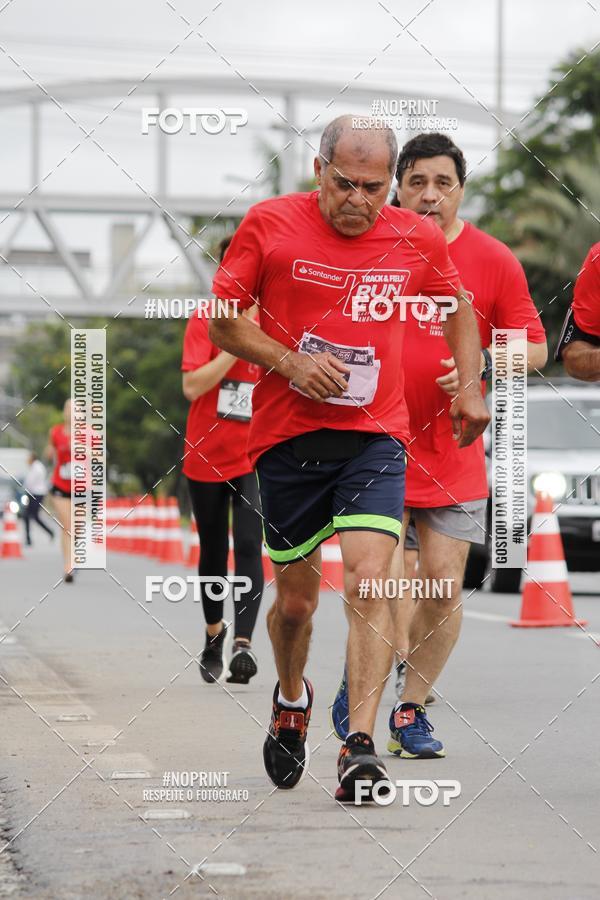 Buy your photos of the eventSantander Track & Field Run Series - Shopping Tambor on Fotop