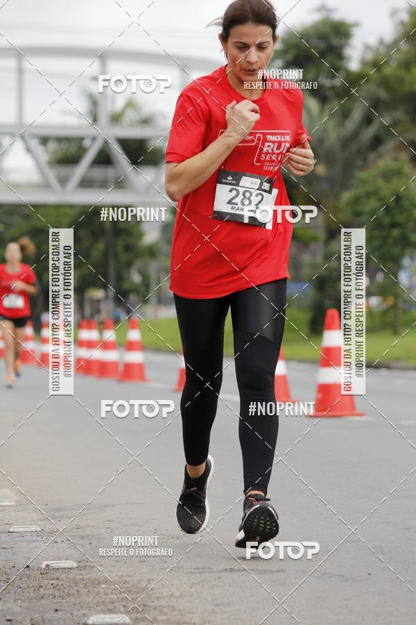 Buy your photos of the eventSantander Track & Field Run Series - Shopping Tambor on Fotop