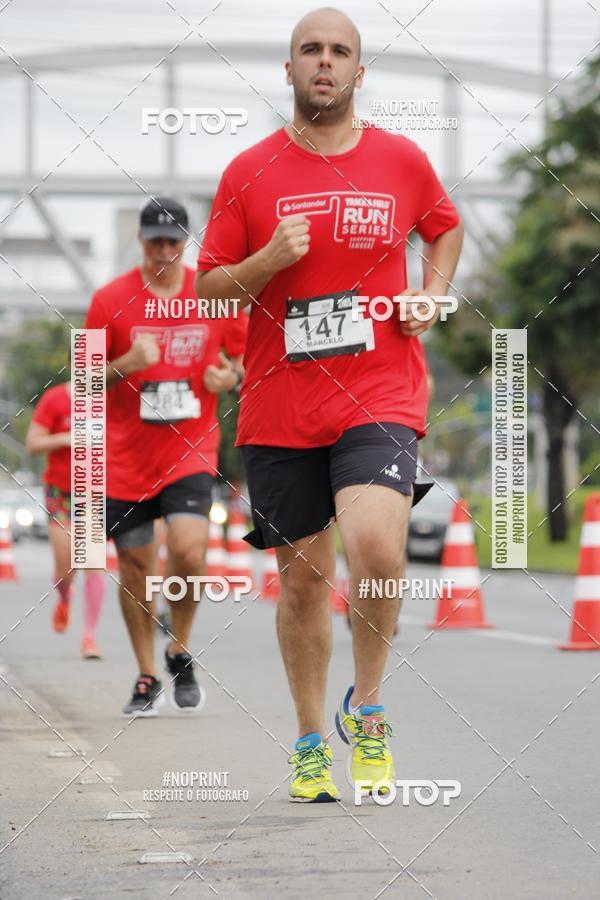 Buy your photos of the eventSantander Track & Field Run Series - Shopping Tambor on Fotop
