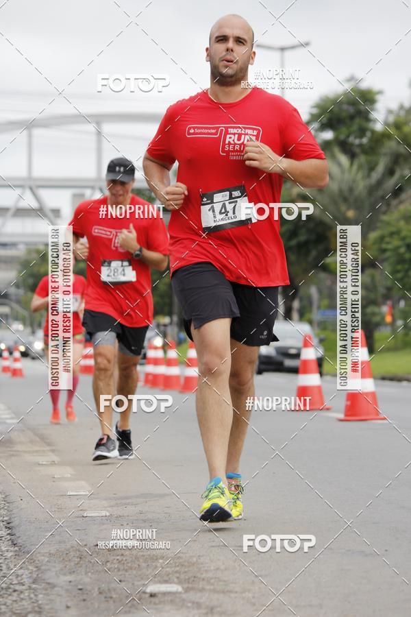 Buy your photos of the eventSantander Track & Field Run Series - Shopping Tambor on Fotop