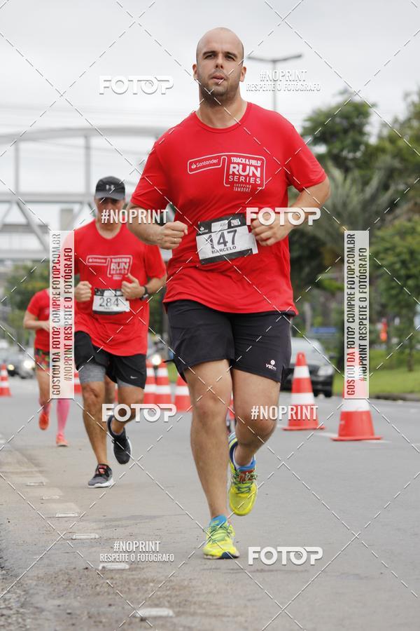 Buy your photos of the eventSantander Track & Field Run Series - Shopping Tambor on Fotop