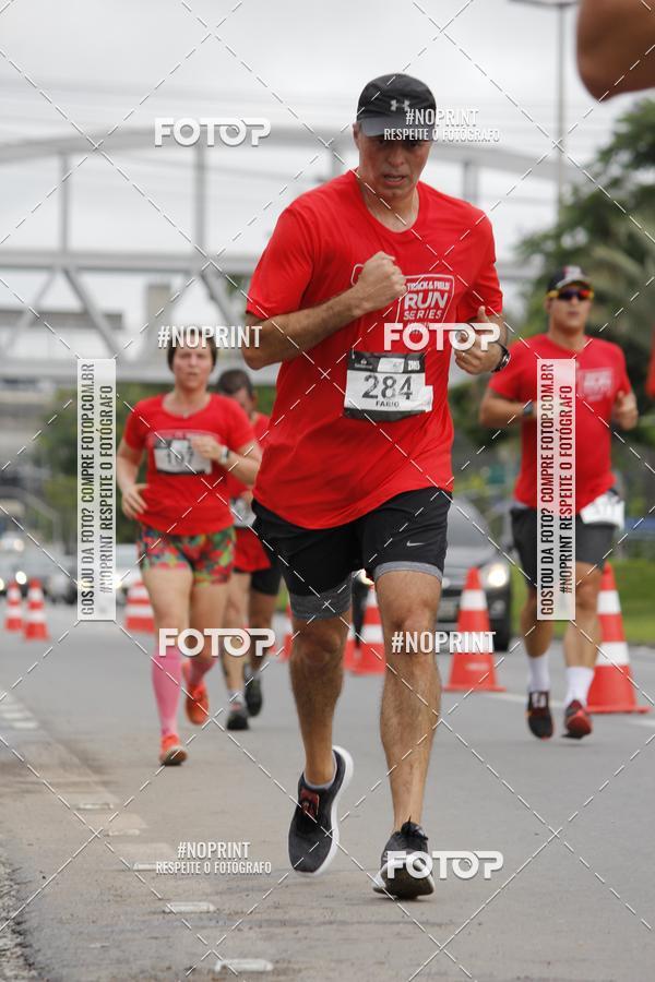 Buy your photos of the eventSantander Track & Field Run Series - Shopping Tambor on Fotop