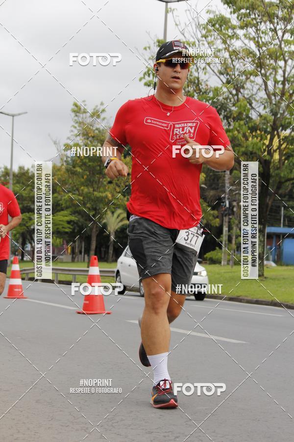 Buy your photos of the eventSantander Track & Field Run Series - Shopping Tambor on Fotop