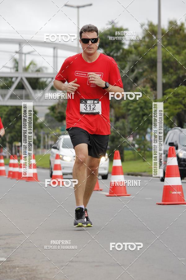 Buy your photos of the eventSantander Track & Field Run Series - Shopping Tambor on Fotop