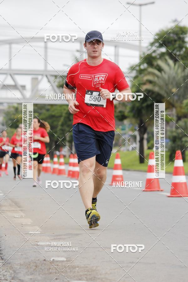 Buy your photos of the eventSantander Track & Field Run Series - Shopping Tambor on Fotop