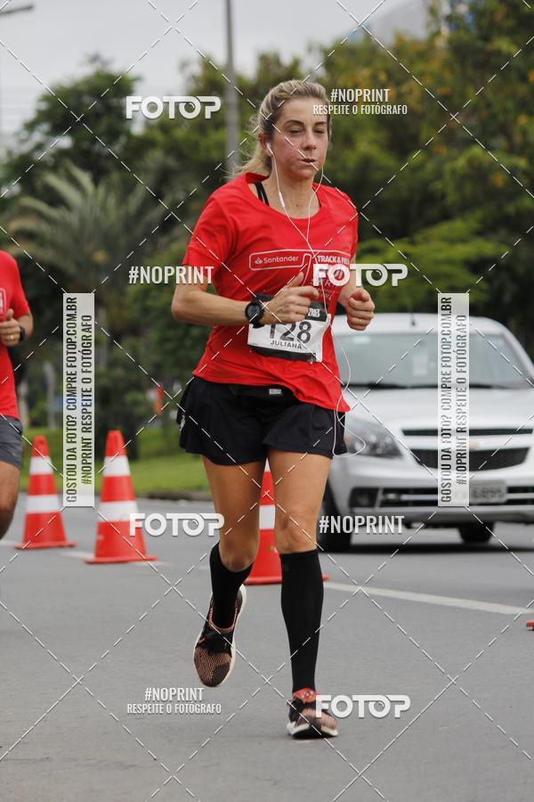 Buy your photos of the eventSantander Track & Field Run Series - Shopping Tambor on Fotop